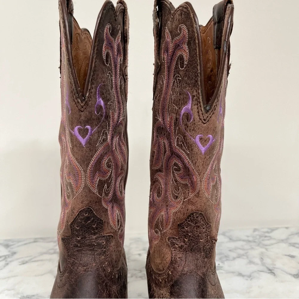 Justin Stampede Chocolate Puma women's 6B cowboy boots Purple Heart embroidery